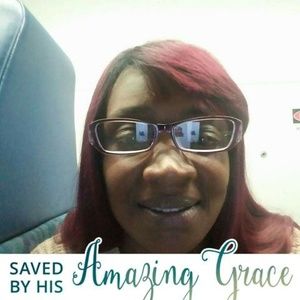 Meet your Posher, Monique